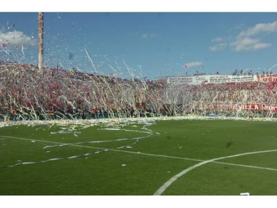 Con p�blico y con menos capacidad, la moci�n m�s firme para el Cl�sico