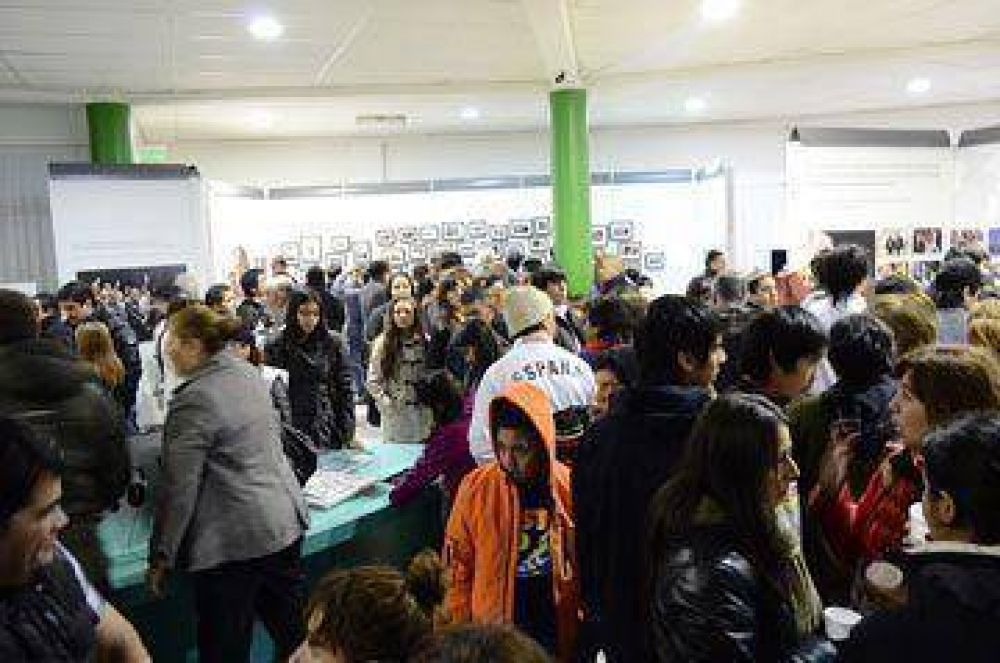 Destacan la muestra �N�stor por Todos�