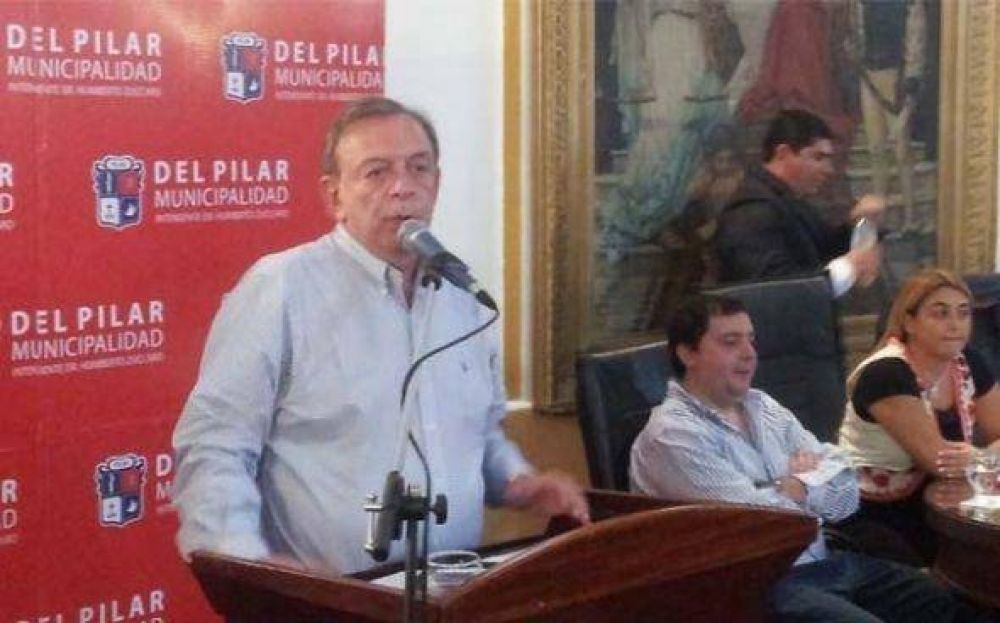 Z�ccaro le pone reparos a proyecto que deja en manos de agrupaciones K el control de precios