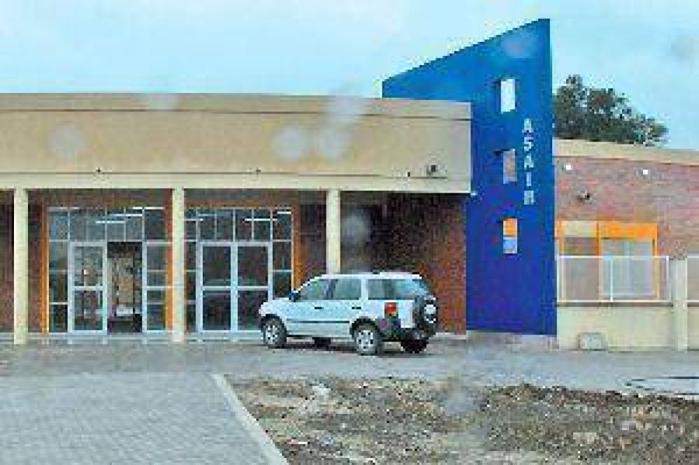 El gobernador Zamora inaugurar� ma�ana el moderno edificio escolar de Asaim