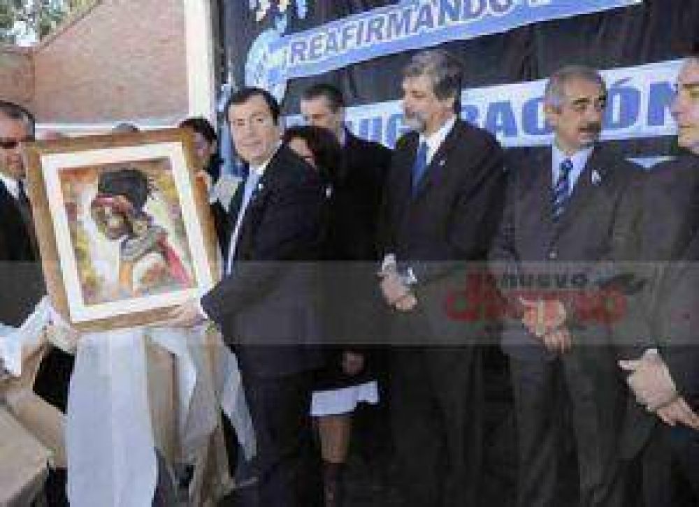 Zamora: �Es imposible pensar en un hombre libre si no hay educaci�n�