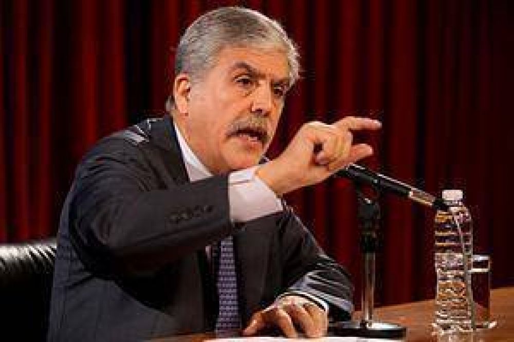 De Vido anunci� un plan quinquenal de obras p�blicas