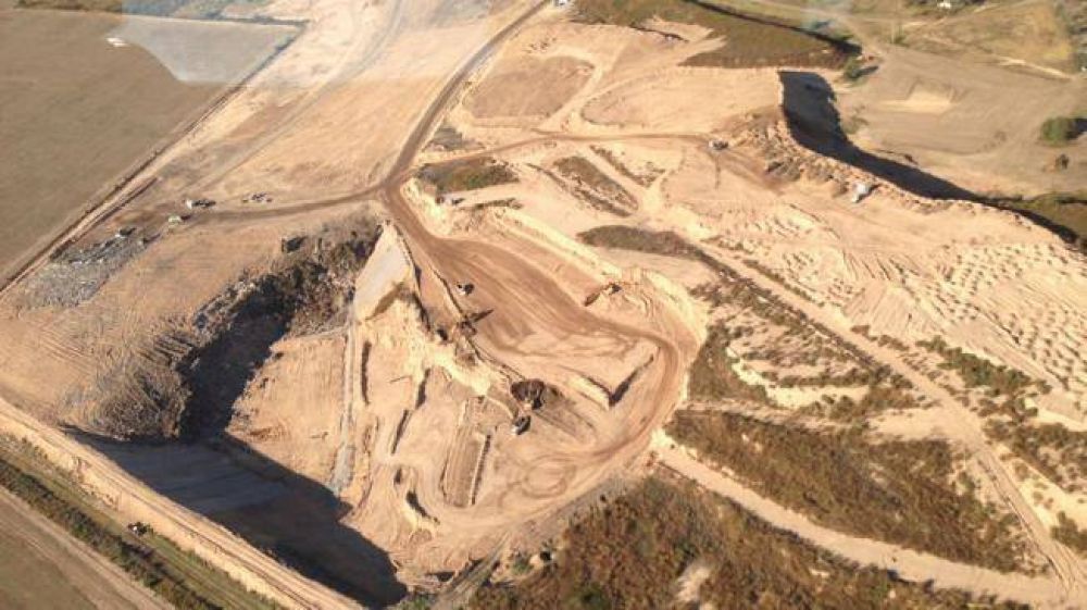 La Provincia entreg� predios a Cormecor