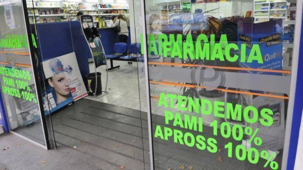 Apross: las farmacias no cortan, pero muchas igual no atienden