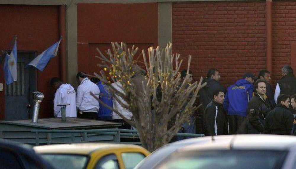 Boca: el esc�ndalo de las facturas truchas impacta en el PRO