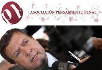 Afirman que Weretilneck es un gobernador en conflicto con la ley penal y los ni�os