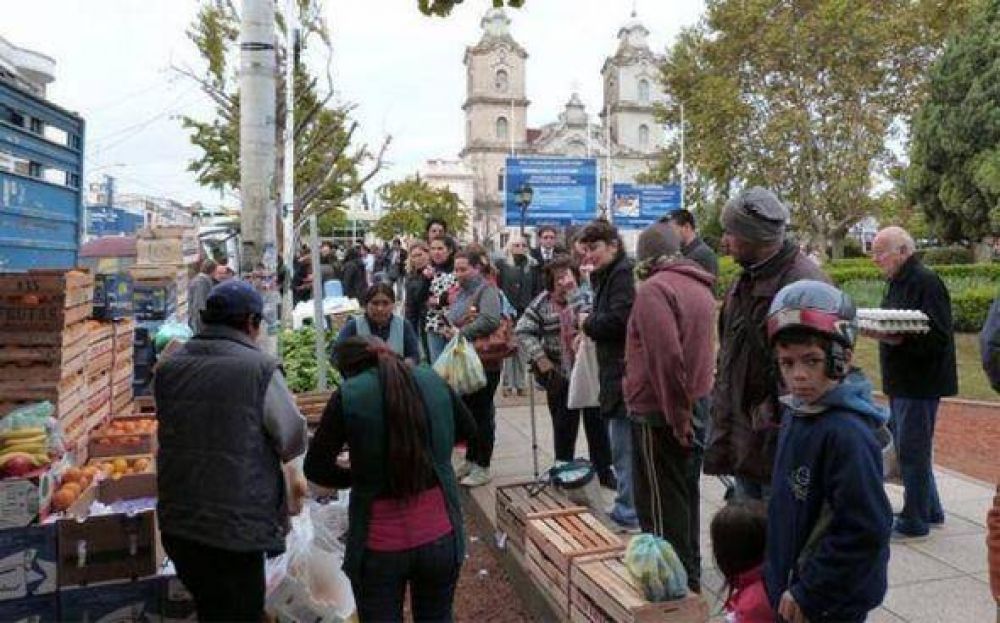 Los camiones de alimentos a precios populares recorrer�n Derqui y Pilar