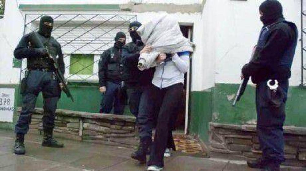 Clausura en Trelew: Un VIP ilegal menos