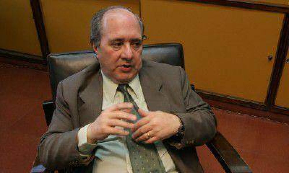 Pidieron la captura del ex camarista federal mendocino Pereyra Gonz�lez