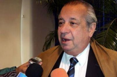 "Atacan a todos los gobernadores que apoyan a la presidenta Cristina" 