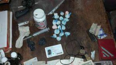  Secuestran armas, droga y aves en extinci�n	