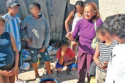 En un inexplicable arranque de ira, ni�a de 10 a�os apu�al� a su hermana de 15 en la pierna