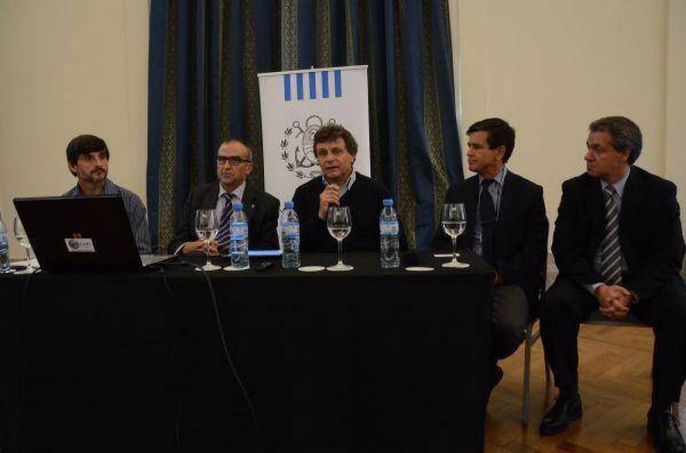 �Los Gobiernos locales deben liderar la lucha contra la inseguridad�