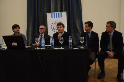 �Los Gobiernos locales deben liderar la lucha contra la inseguridad�