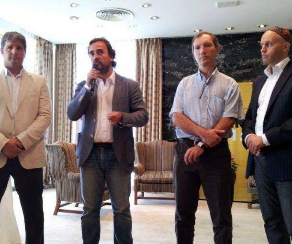 Pepe Scioli junto a Giri har�n anuncios sobre lista del narva�smo