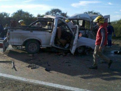 Diez muertos, entre ellos siete maestras, en terrible accidente