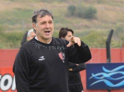 Martino habl� del choque copero de ma�ana frente a Boca