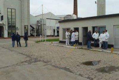 Incertidumbre por el futuro del Frigor�fico Vivorat�