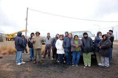 Ex Conarpesa amenazan con cortar el acceso al puerto