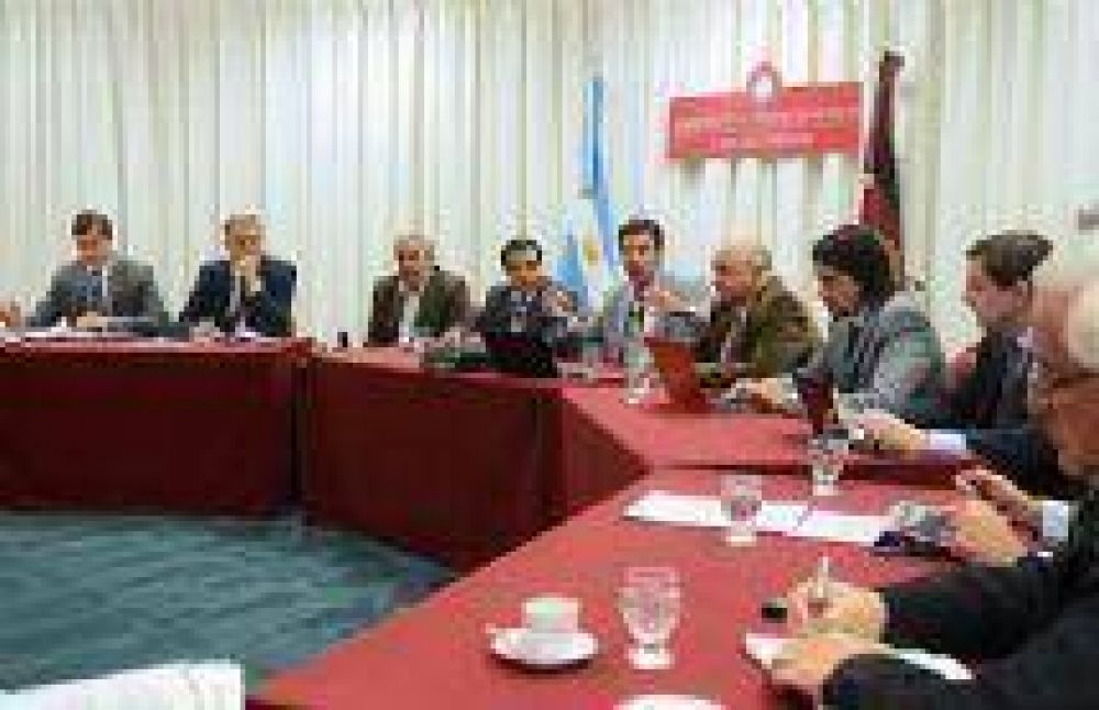 Urtubey dirigi� la reuni�n de Gabinete en la que se analiz� la situaci�n de Or�n