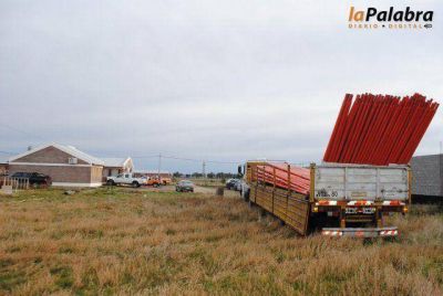 Comienza la colocaci�n de luminarias en el Parque Industrial