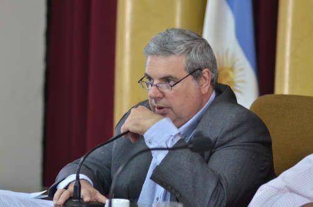 Lozano: "Si no empiezan inmediatamente a construir el barrio, estar�n dando una nueva muestra de incapacidad para gestionar"