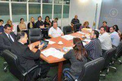 Especialistas hicieron sus aportes sobre los animales en la v�a p�blica