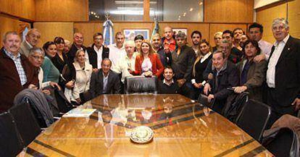 El intendente Ferraresi recibi� a los representantes de la CGT Avellaneda-Lan�s