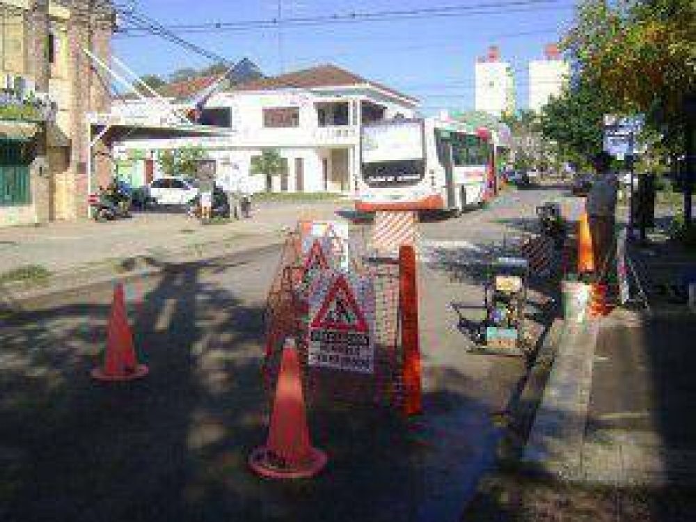 Trabajos de bacheo en distintos puntos de la ciudad