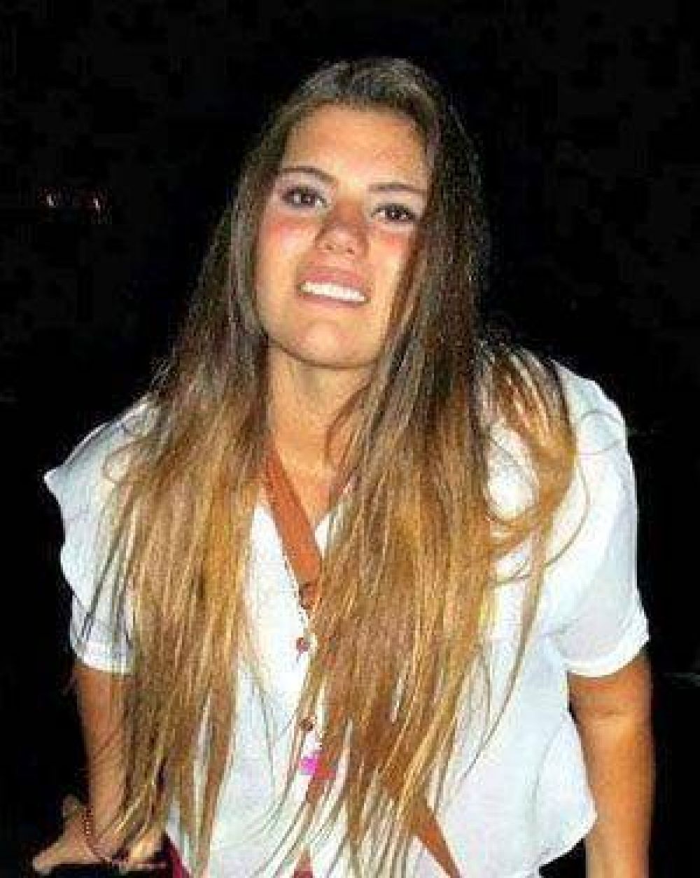 Con profundo dolor despidieron a Eugenia Alaniz, la nadadora que se accident� en el Gimnasio N�1