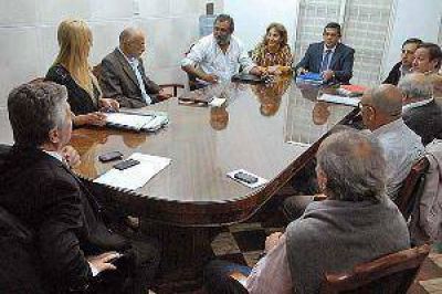 Nuevo ente biprovincial reemplazar�a al Comit� de Cuenca y Defensor�a en controles ambientales