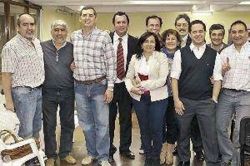 Por amplio margen la lista oficialista se impuso en la elecci�n del Colegio de M�dicos