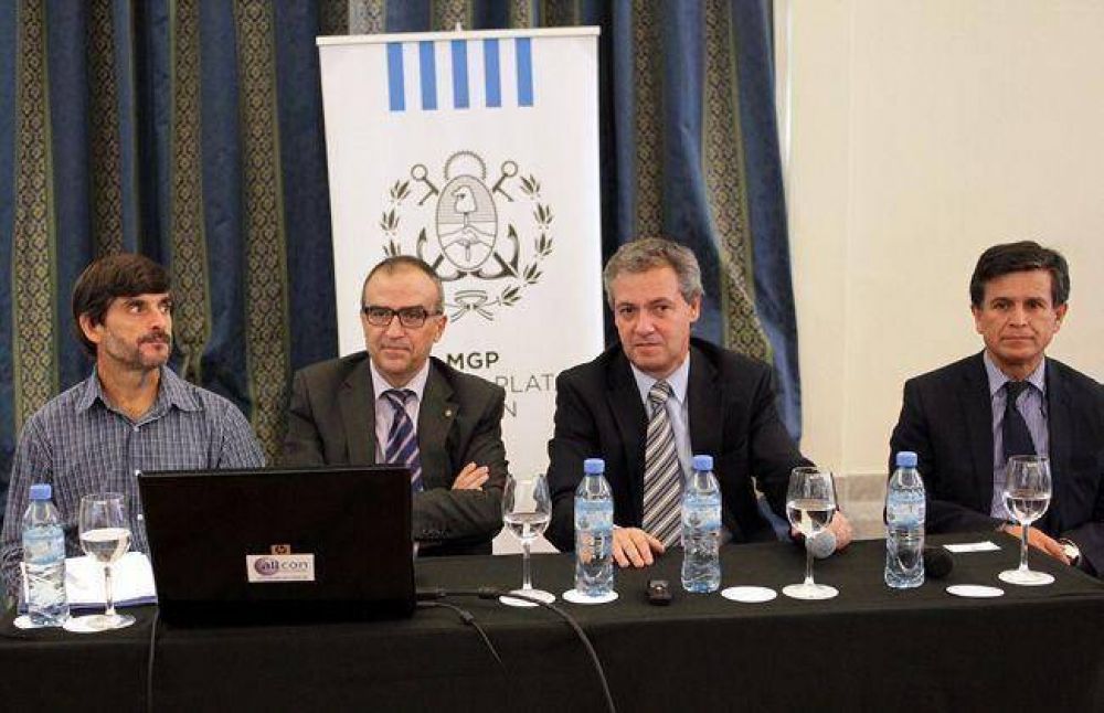 �Coordinar con polic�as en las que la gente ya no conf�a es un desaf�o mayor�