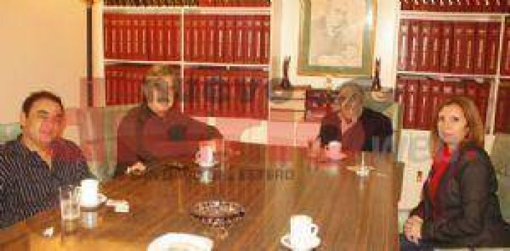 Dirigentes viables se reunieron con Cantos