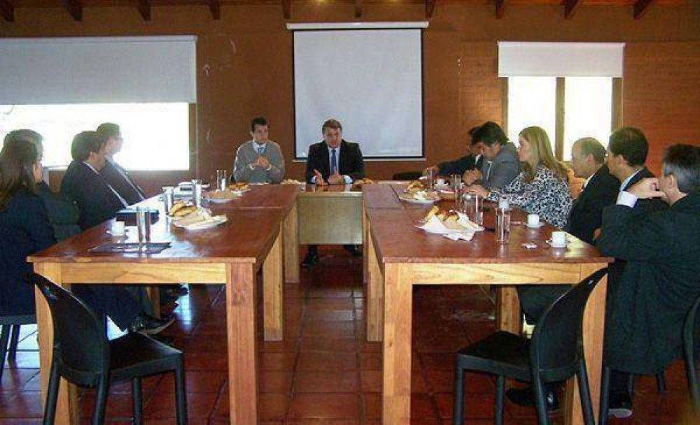 El Gobierno gestiona financiamiento bancario para productores afectados por la sequ�a