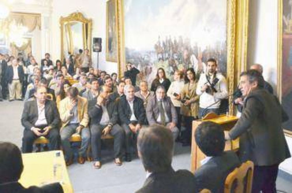 Urribarri puso en marcha un nuevo programa
