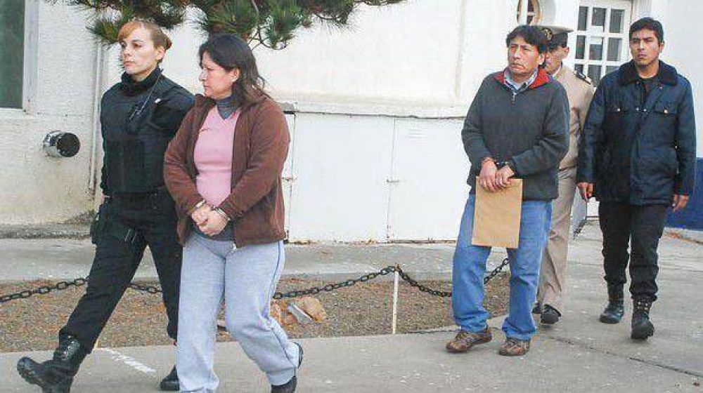 Juzgan en Caleta a pareja que transportaba droga en colectivo
