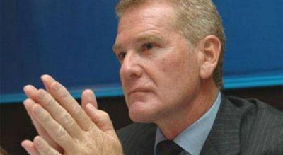 De Narv�ez: �Vamos a avanzar con un acuerdo provincial con partidos como PRO�