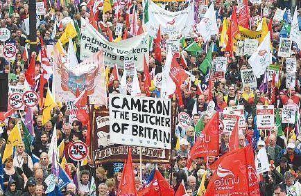David Cameron aplic� un recorte del 20% en el presupuesto brit�nico