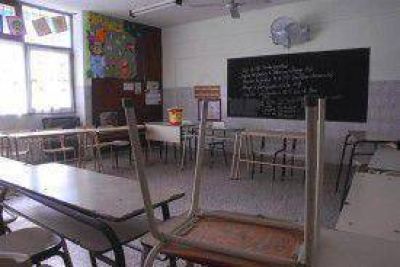 Pese al paro, la Provincia afirm� que no mejorar� la oferta a los docentes