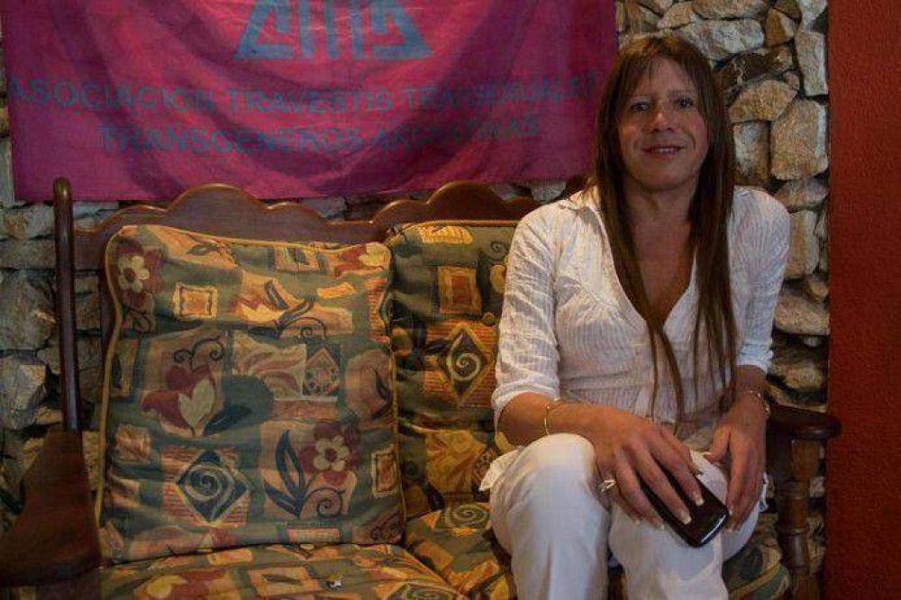 Impulsan campa�a para que travestis y trans figuren en padrones