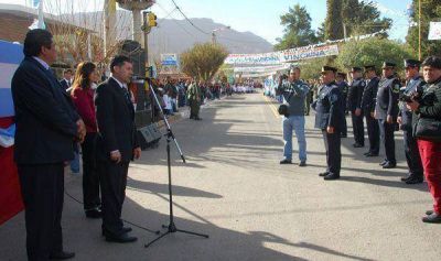 Sergio Casas destac� el esfuerzo y el progreso de Vinchina en su aniversario