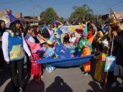 Desfilaron los jardincitos de la zona Sur
