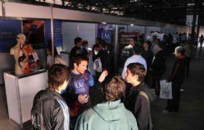 Carreras tradicionales, las m�s buscadas en la Feria Educativa