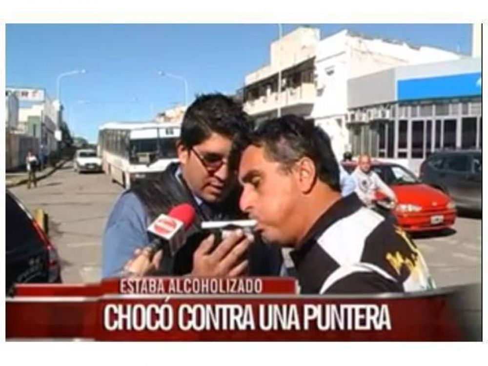 Un automovilista excedido de alcohol choc� una puntera en Cinco Esquinas