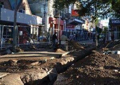 Sigue el atraso en la obra de peatonalizaci�n de Rivadavia	