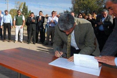 El Gobierno pavimentar� calles del Parque Industrial Norte