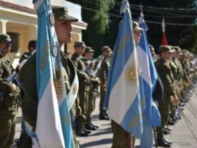 Con un rol m�s social, el Ej�rcito celebr� 203 a�os