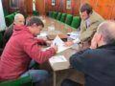 El Municipio firm� el convenio de compraventa con la empresa Ilari para el parque industrial