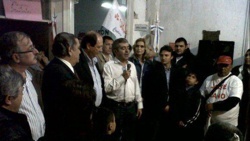 Opositores le reclaman al Gobernador �tolerancia cero para todos los corruptos�
